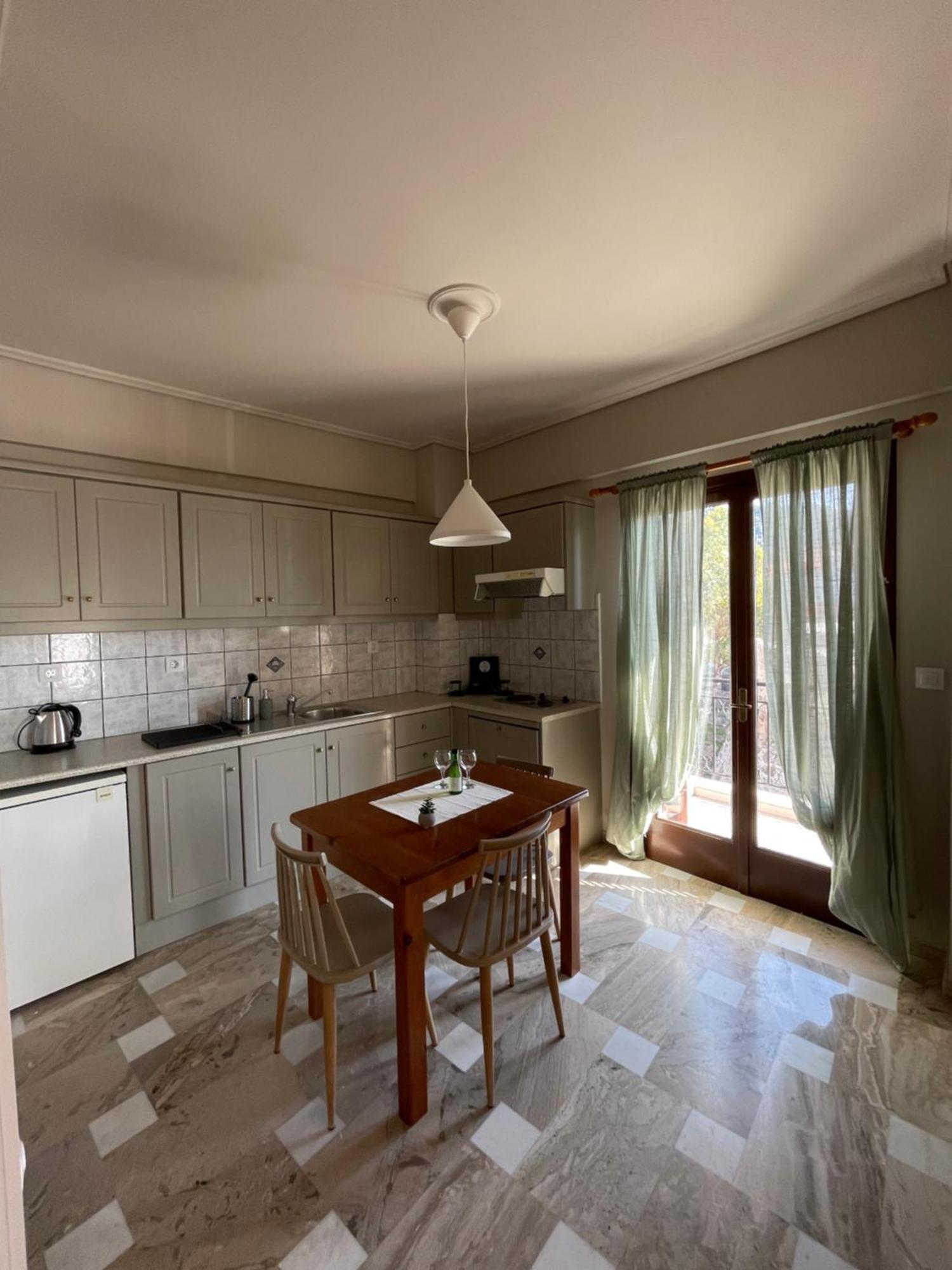 Regina Hotel Nafpaktos Eksteriør billede