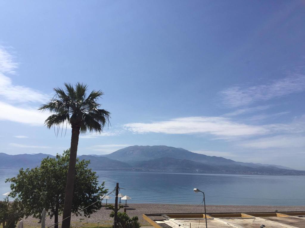 Regina Hotel Nafpaktos Eksteriør billede