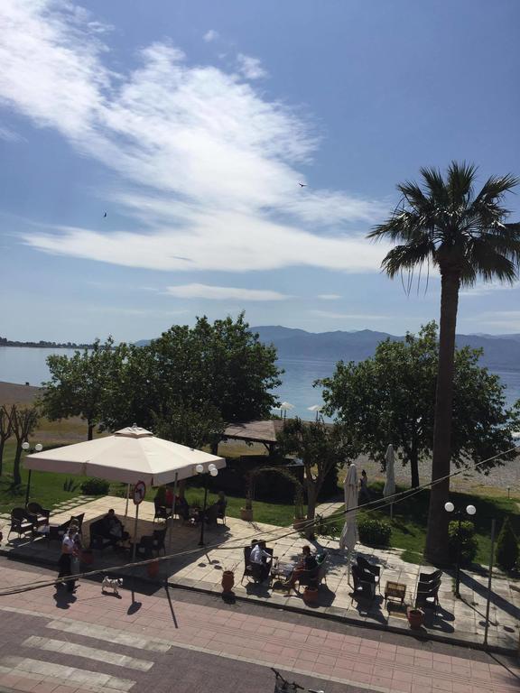 Regina Hotel Nafpaktos Eksteriør billede