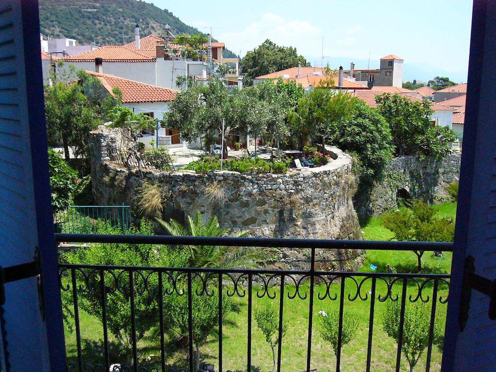 Regina Hotel Nafpaktos Værelse billede
